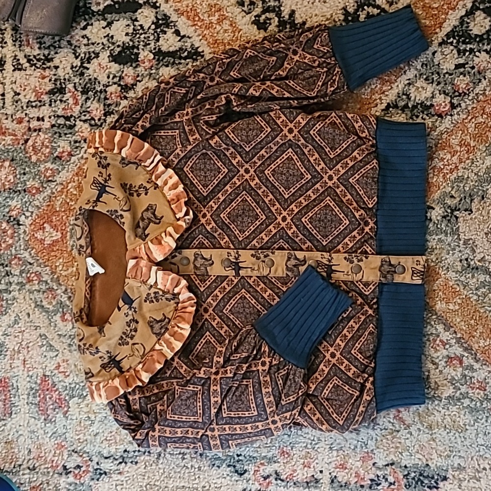 Kate Quinn Button Up light jacket